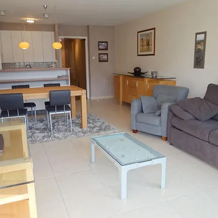 Apartment Horizon 0501 Located On The Sea
