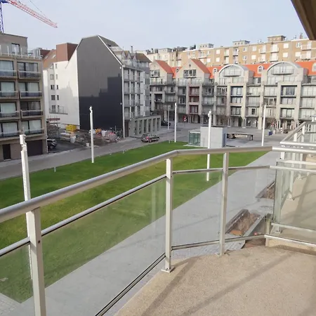 In With Terrace * Nieuwpoort